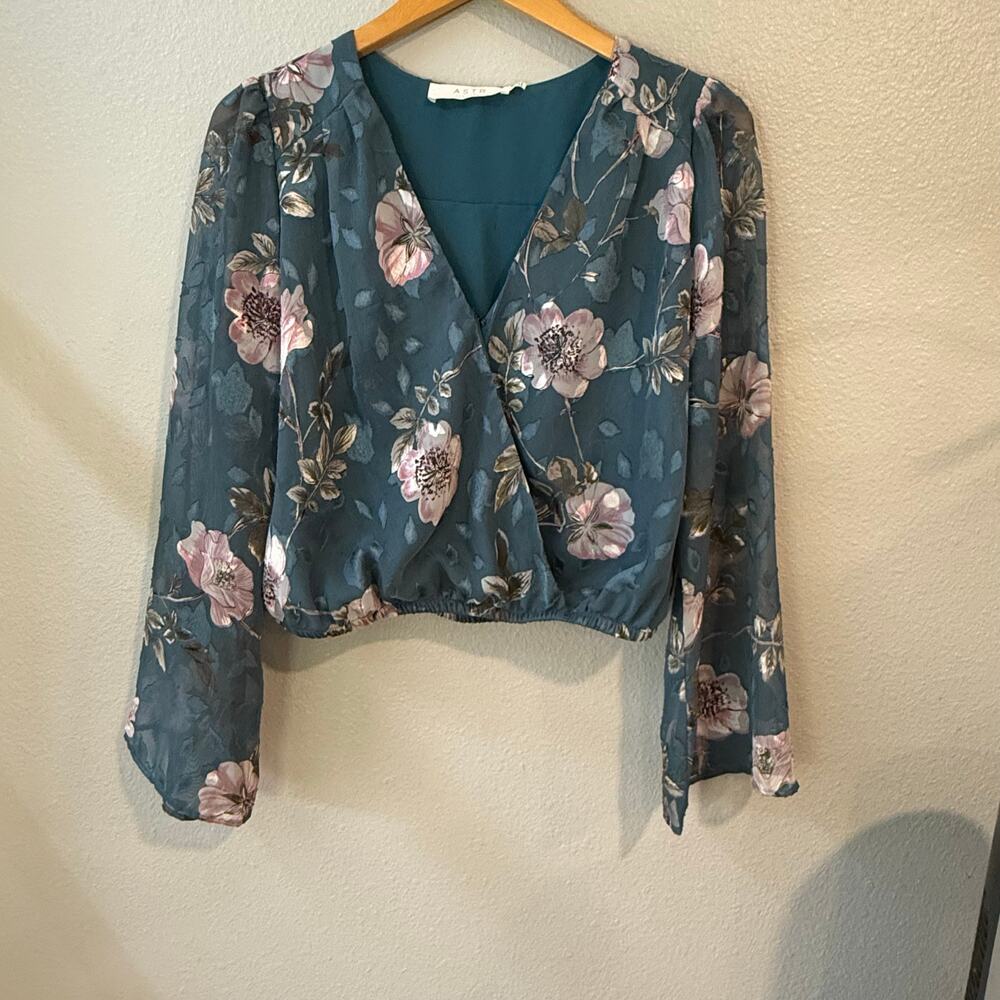 ASTR The Label Long Sleeve Floral‎ Blouse Sheer Sleeves Size Med